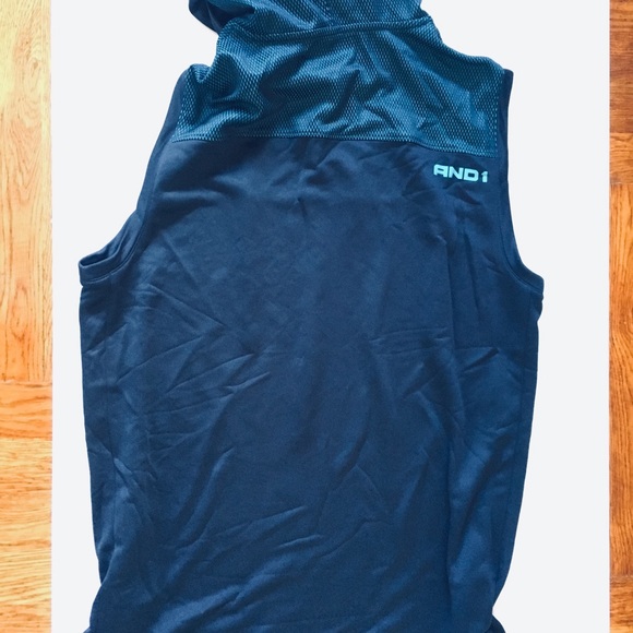 And 1 Basketball ๐ Hoodie Navy (M) - Picture 4 of 8